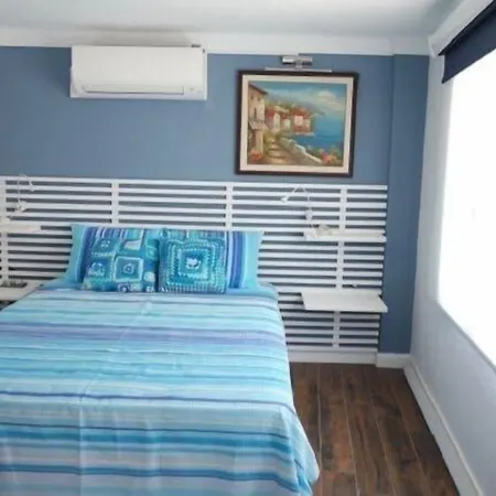 A Butik בית הארחה *
